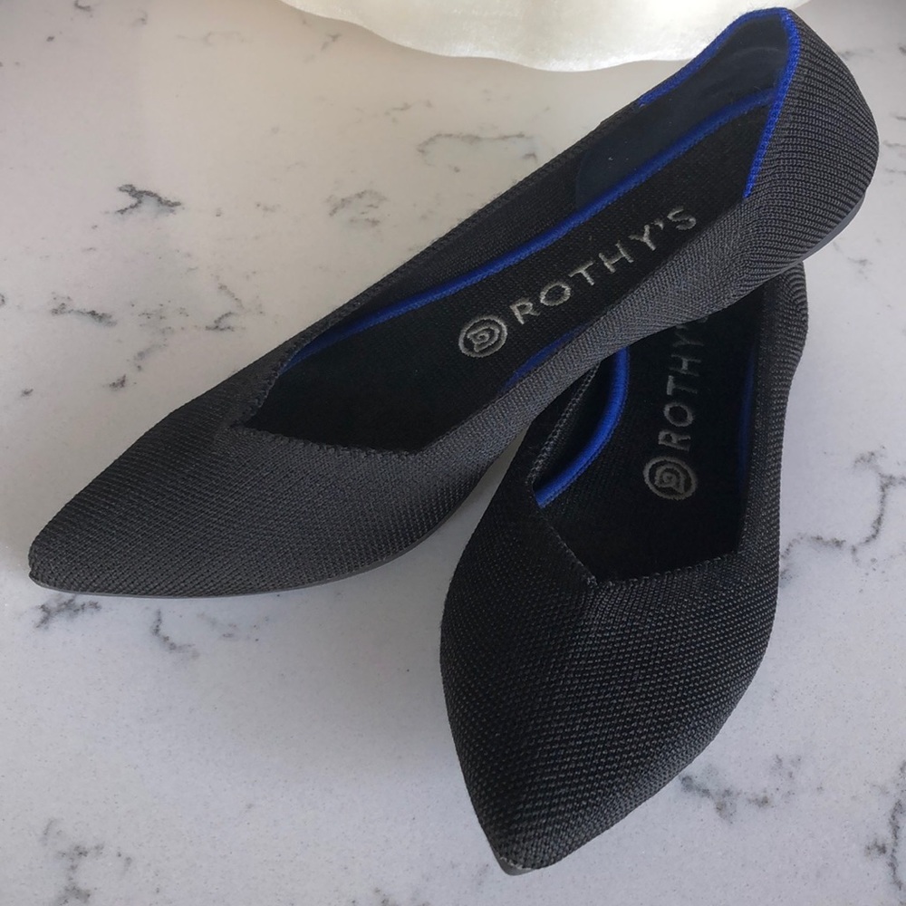 Rothy’s Black Points Size 9